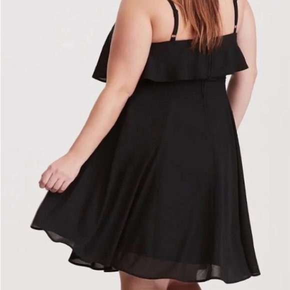 NWT TORRID GEORGETTE LACE ILLUSION SKATER DRESS SIZE 18 - Picture 3 of 8